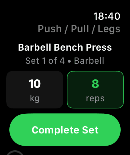 Active set screen on Apple Watch with the reps field selected for Digital Crown adjustment
